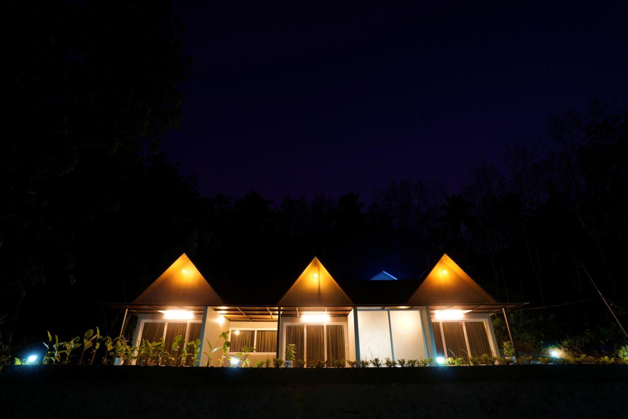 Elephant Village Мунар Екстериор снимка